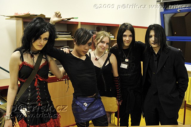 GOTHIKA autogrami�da