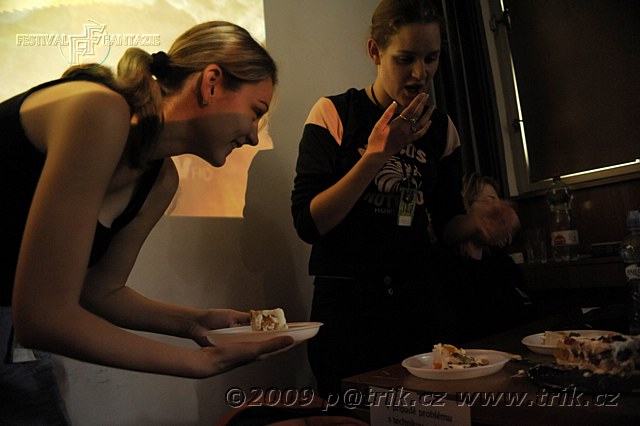SupernaturalCon: Caterina+Fav - Pedstavujeme vm Supernatural - pivtn dortem