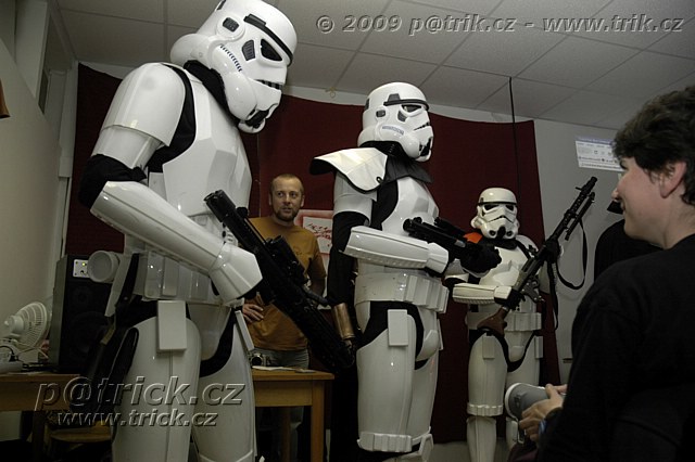 10 let Star Wars v �R