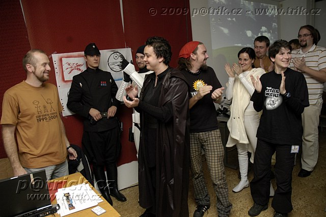 10 let Star Wars v �R