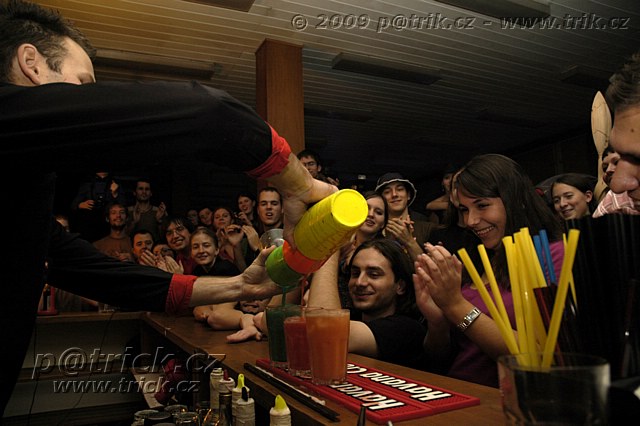 barmansk� show