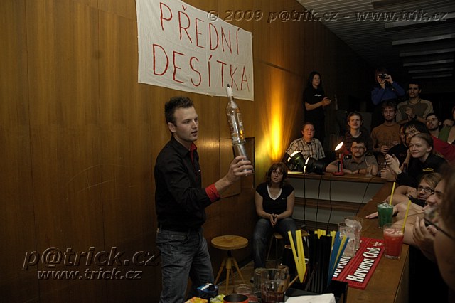 barmansk� show