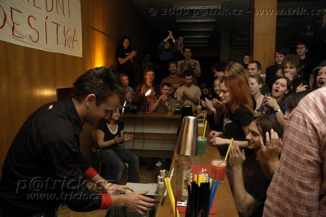 barmansk� show