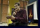 Jean Lucu, podejte mi PADD (Tvejįtro činohernįle) Jean Lucu, podejte mi PADD (Tvejįtro činohernįle)