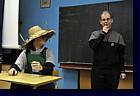Jean Lucu, podejte mi PADD (Tvejįtro činohernįle) Jean Lucu, podejte mi PADD (Tvejįtro činohernįle)